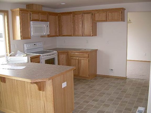 5th image of 9608 W Spencer Ct