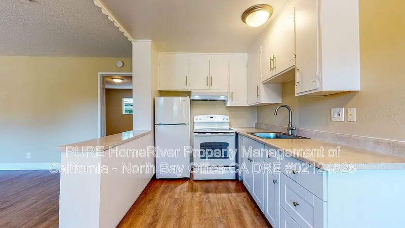 1 bed, 1.0 bath, 550 sqft, $1,795 — Photo 2