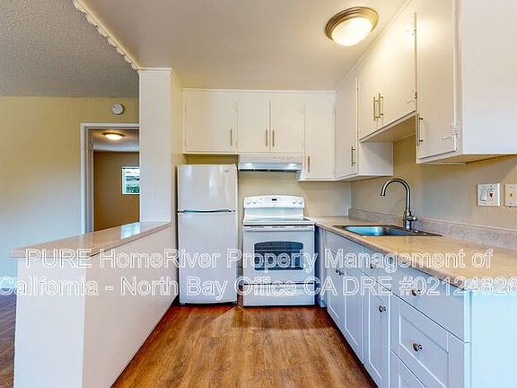 2nd image of 555 Dexter St #I
