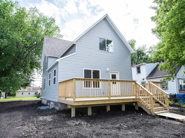 11 1st Ave SE, Dilworth, MN 56529