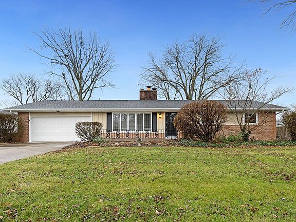 4th image of 4022 Highwood Dr