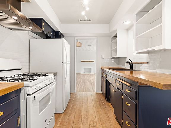 5th image of 12447 Hammack St