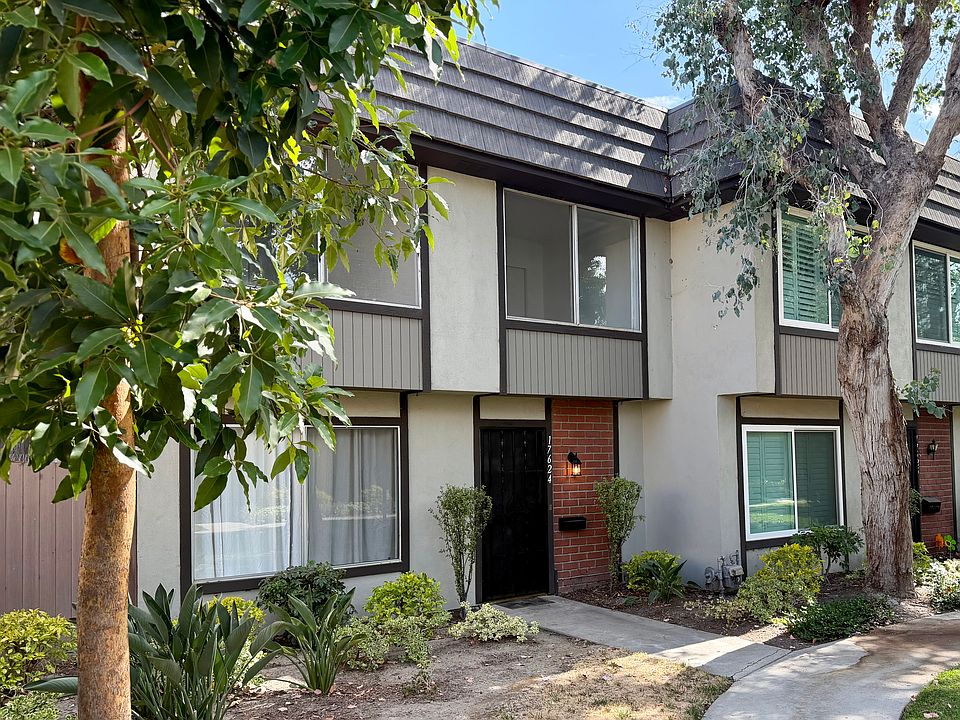 1st image of 17624 Regency Cir