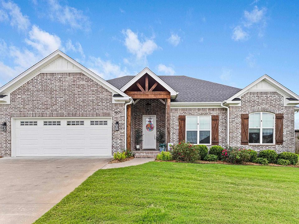 1st image of 2675 Lilac Dr