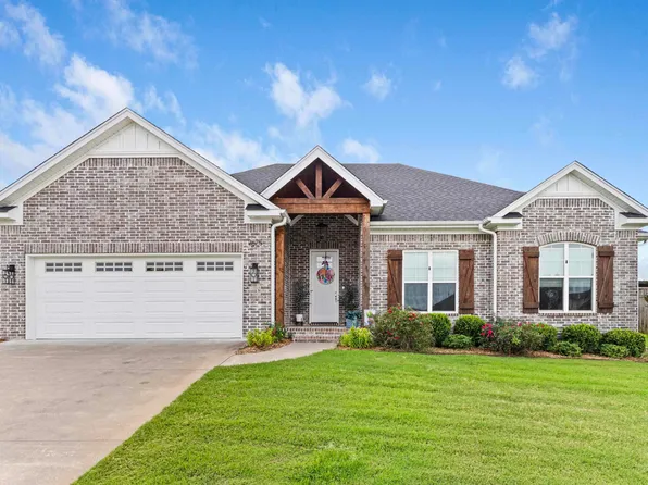 2675 Lilac Dr, Conway, AR 72034