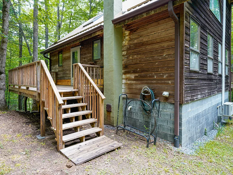 480 Wingfield Way — Photo 34