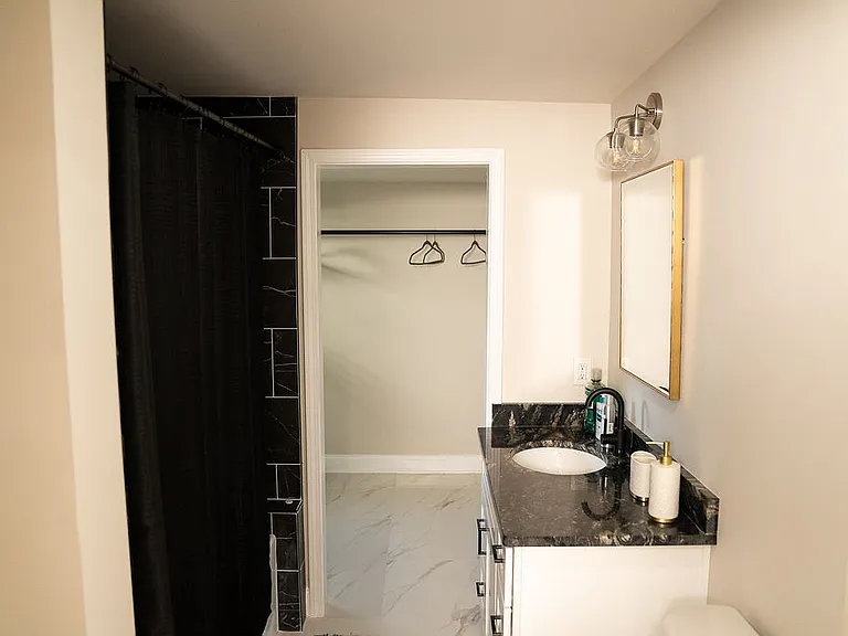 2721 Iberville St #1 — Photo 2