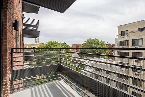 Rented by Nooklyn NYC LLC | media 42