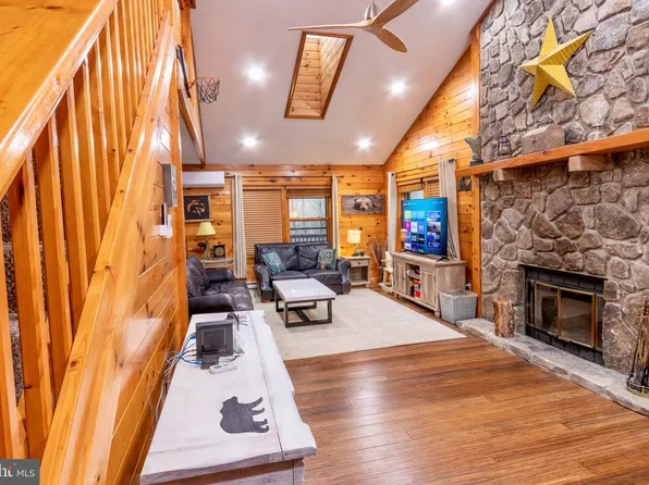 306 Normas Way, McHenry, MD 21541