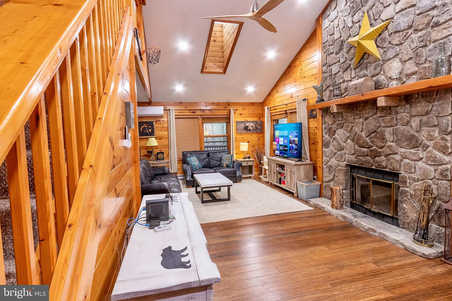 306 Normas Way photo 1