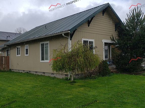 2nd image of 1107 Woodland Ave