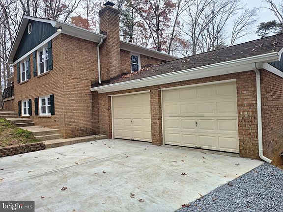 3rd image of 4665 Duley Dr