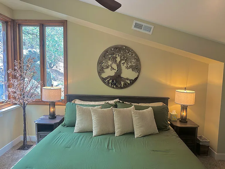 677 W Canyon Dr — Photo 25