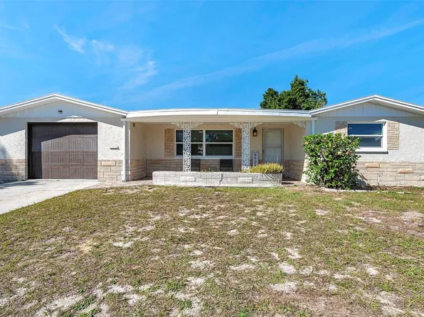 5213 Skyland Dr, Holiday, FL 34690