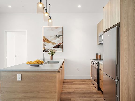 4th image of 34-35 44th St #Penthouse 8