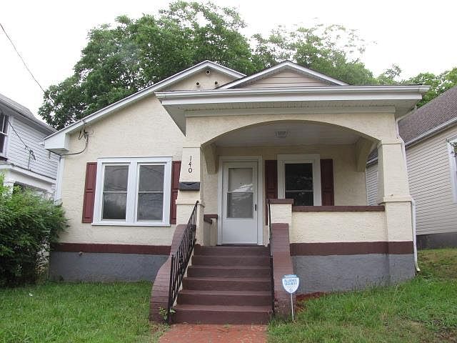 1st image of 140 Ross St