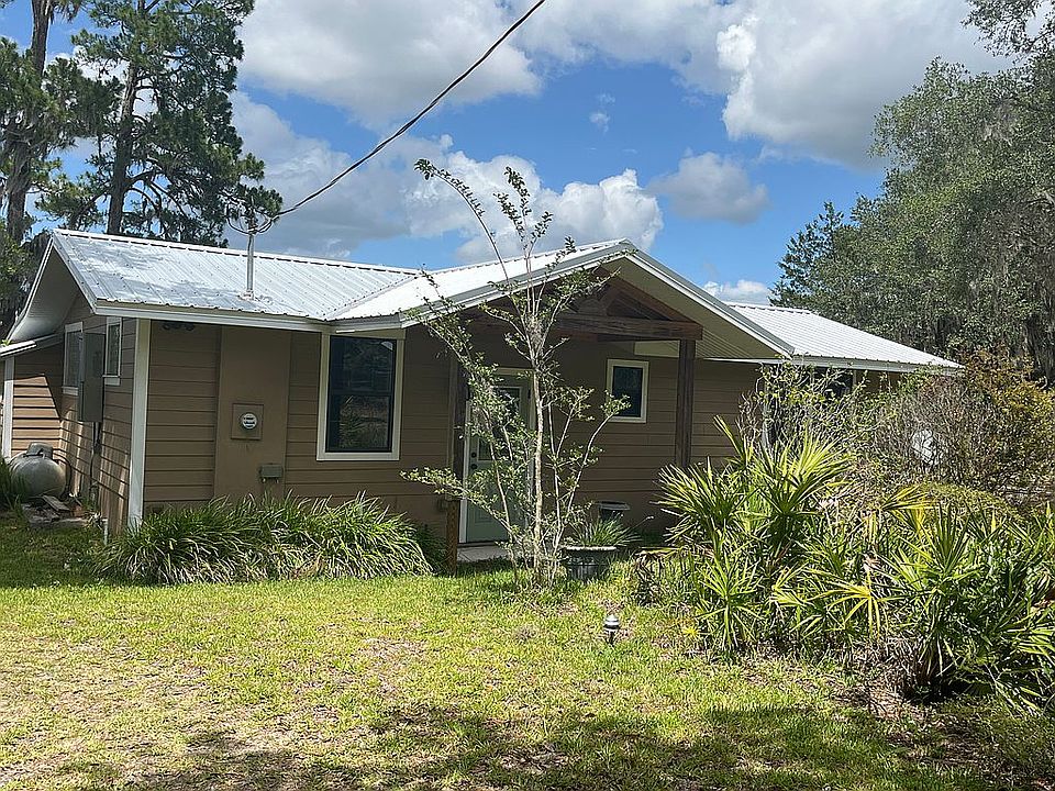 2nd image of 10925 NE 222nd St