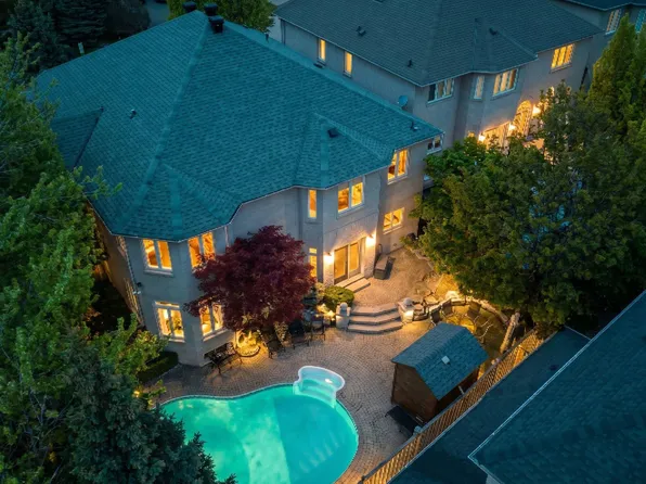 171 Lawrie Rd, Vaughan, ON L4J 8N6