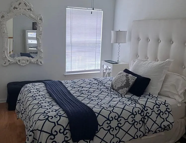 2376 Parsonage Woods Ln — Photo 17