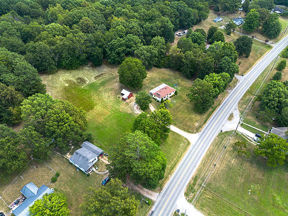 5th image of 2454 Highway 48 N