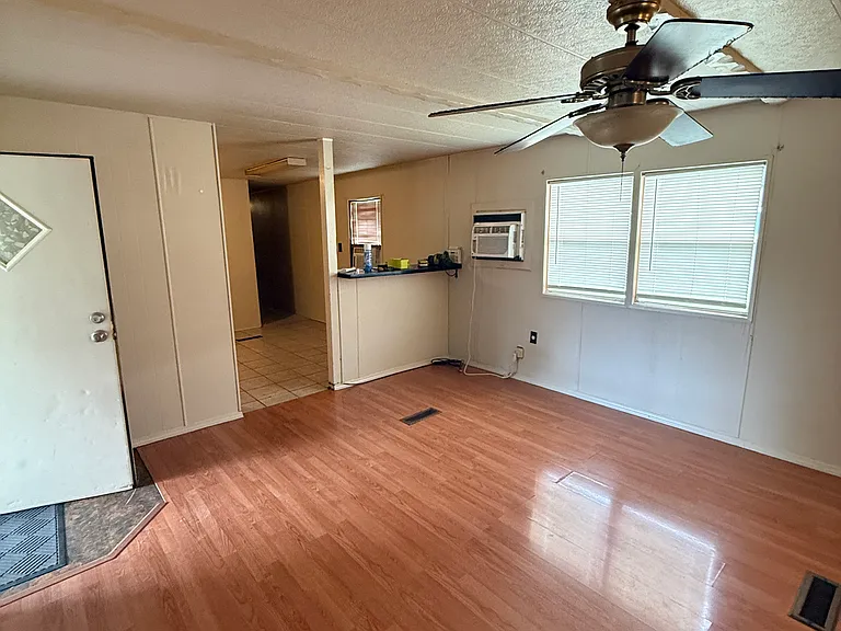 124 Margi Dr — Photo 5