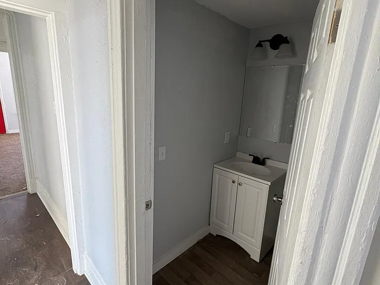 5846 Page Blvd #A — Photo 3
