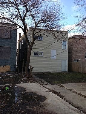 Building Photo 4