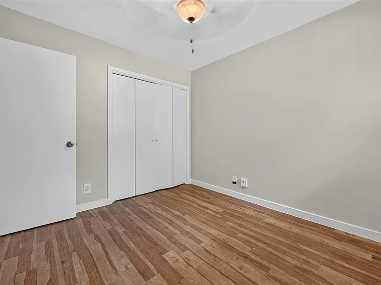 1513 Travis Heights Blvd #A — Photo 10