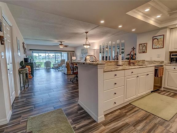4th image of 601 Shreve St Unit 34-A