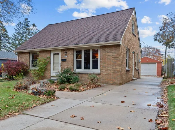 3430 South 57th STREET, Milwaukee, WI 53219