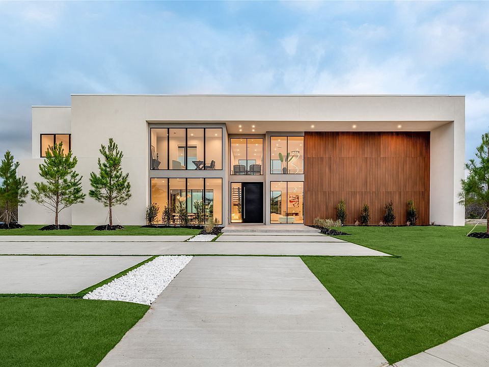 1st image of 229 Sunset Point Trl