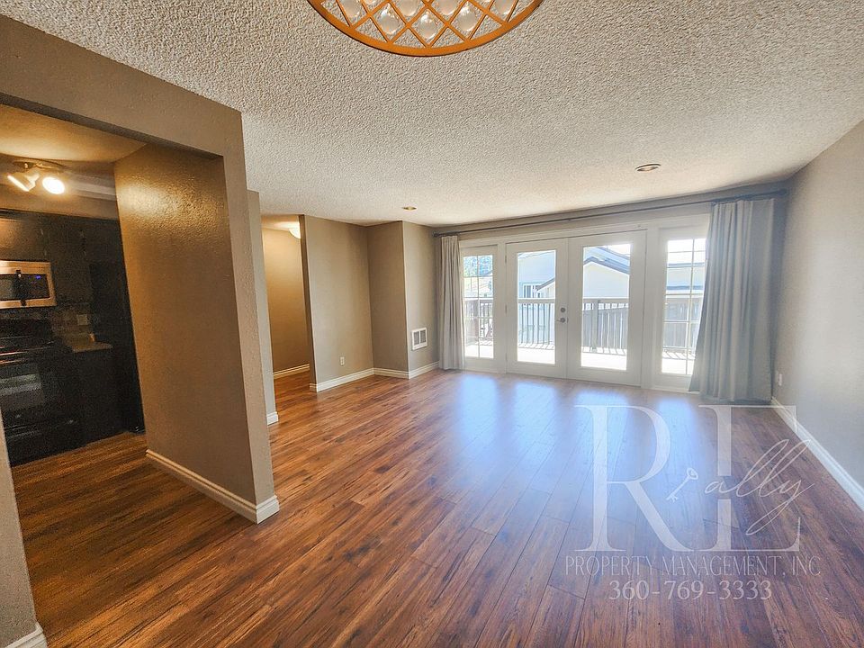 1st image of 1343 Whitney Ave APT A