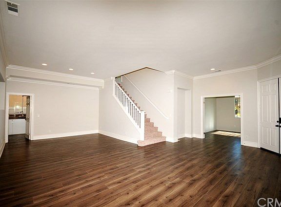 3rd image of 15675 Mesa Verde Dr