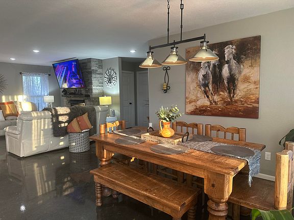 2nd image of 675 Raspberry Road