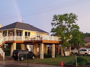 21 Marine Pl, Highlands, NJ 07732