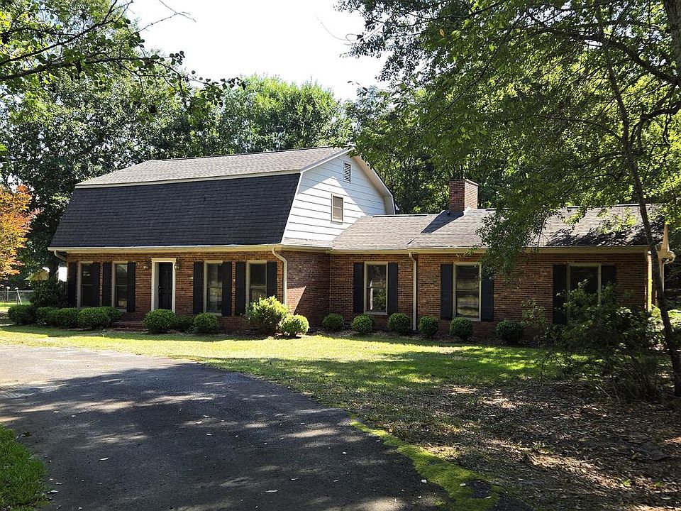 1st image of 114 Dogwood Hills Rd