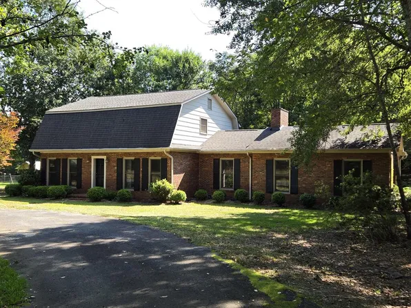 114 Dogwood Hills Rd, Americus, GA 31709