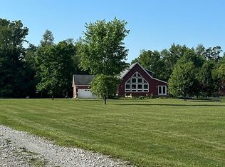 20741 6b Rd, Plymouth, IN 46563