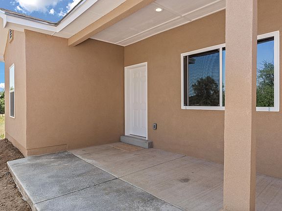3rd image of 62 N Vista Valle Dr