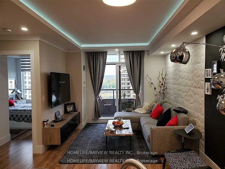 9225 Jane St #1006 — Photo 3