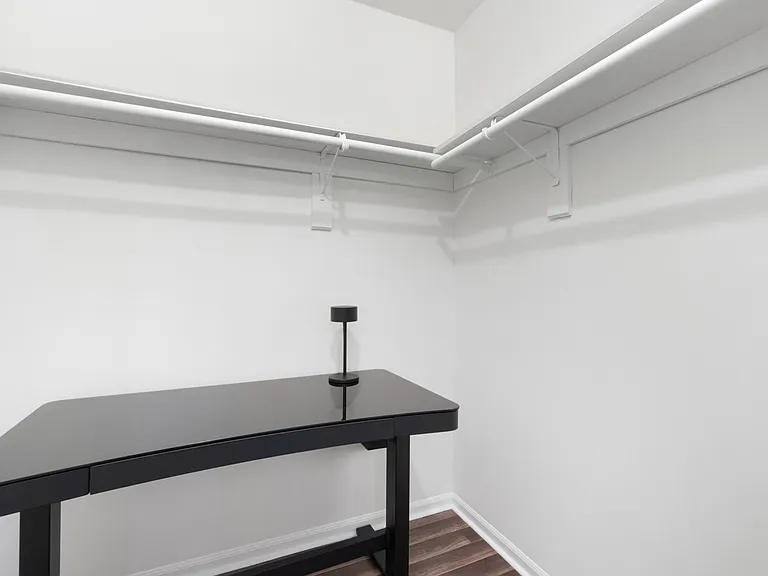 101 Oak St #2 — Photo 12