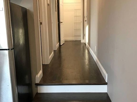 5th image of 244 Main St APT 1F