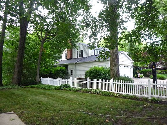 2nd image of 29222 Buchanan Dr