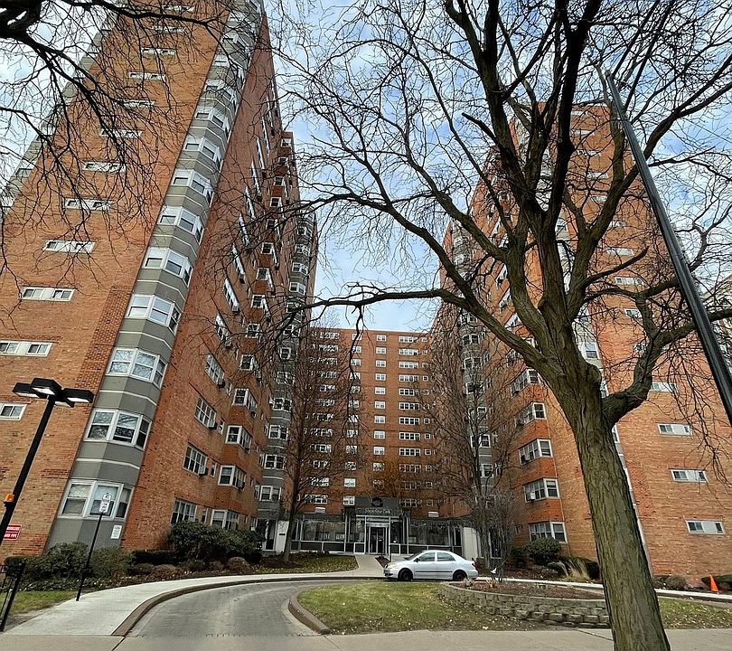 1st image of 4970 N Marine Dr APT 423
