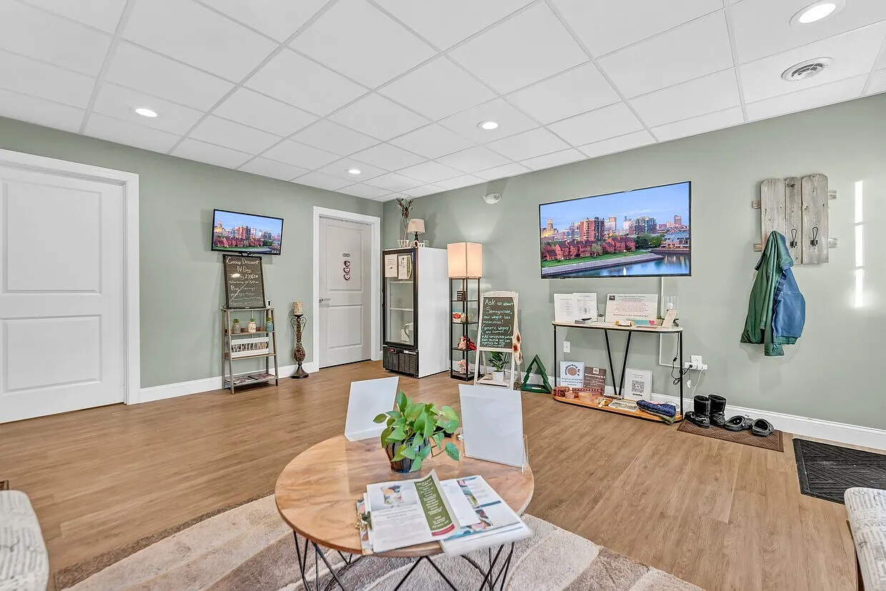 3 bed, 1700 sqft, $2,000 — Photo 4