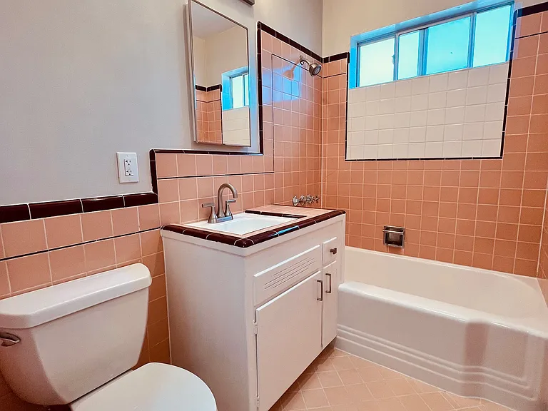 4552 Utah St — Photo 4