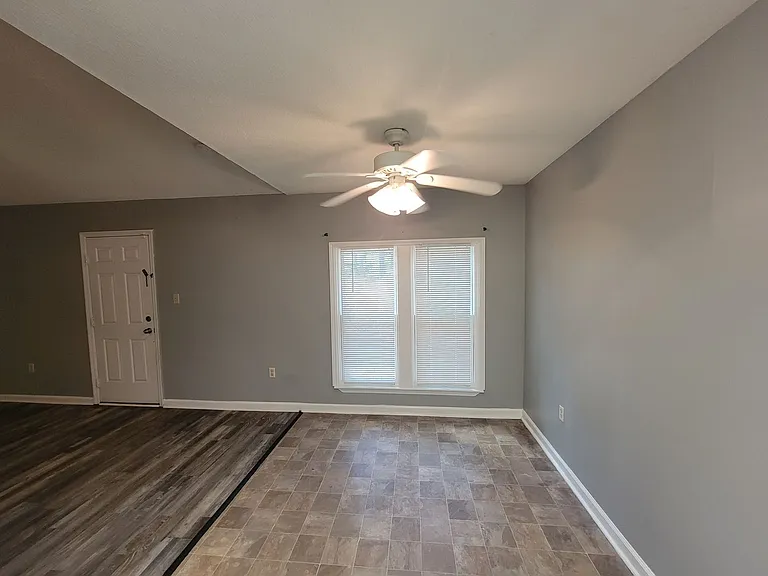 3528 Woodlake Rd — Photo 7
