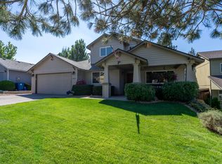 2021 SW 37th St, Redmond, OR 97756