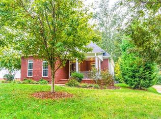 1061 Garibaldi Ridge Ct, Belmont, NC 28012