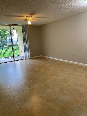 3rd image of 8353 Lake Dr APT 104